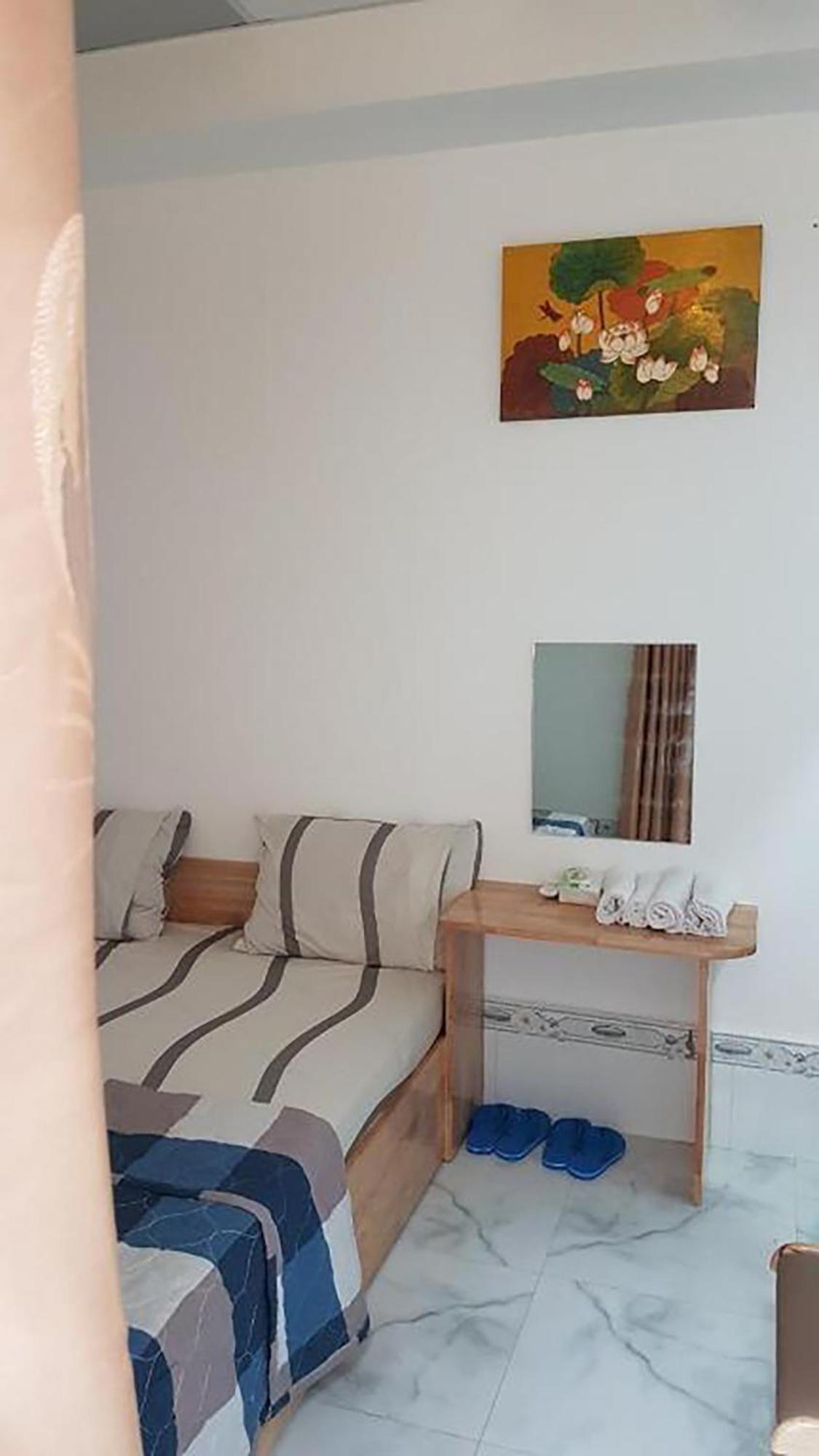 Hoa Lan Motel & Homestay Giong Tu Dien エクステリア 写真
